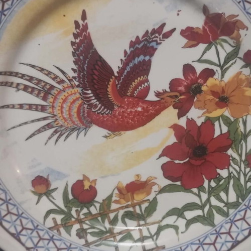 Collectible Chinese plates used, set of 2, ceramic with red bird design