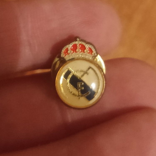 Barcelona and Real Madrid badges used, set of 2
