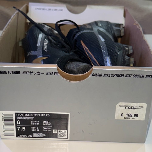 Nike football shoes new, size 38.5, black and gold