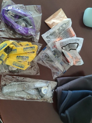 Οτωτοασπίδες, μάσκες νυκτός και κρεμαστά Ελευθέριος Βενιζέλος πακέτο 4 ζευγάρια και 3 τεμάχια σαν καινούργιο