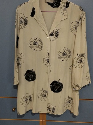 Ulla Popken selection shirt like new, size XXXL