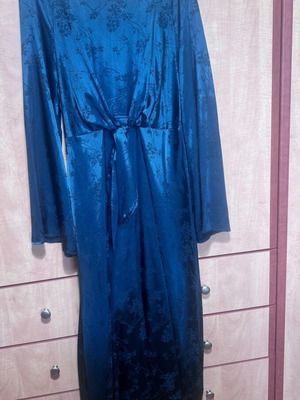 Shein dresses XL like new, green, sold together