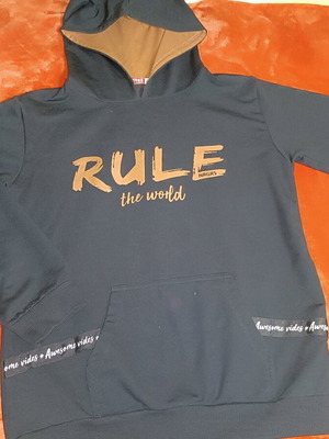 Energiers hoodie for boy 10 years like new with hood and camel details