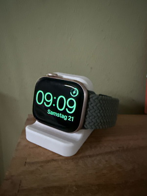 Apple Watch charging stand like new, plastic