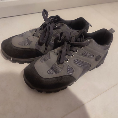 Work shoes slightly used, gray, size 43