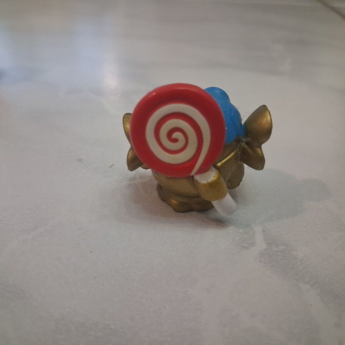 Super Zings Gold Candy figure like new, rare