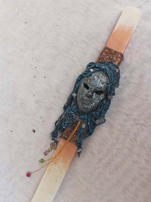 Handmade artistic candle with artistic decor new