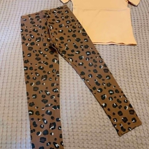 ZARA Kids set with blouse and leopard leggings like new, size 6-7