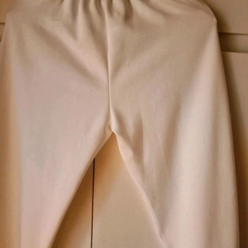 White fleece pants below calf, brand feeling, new
