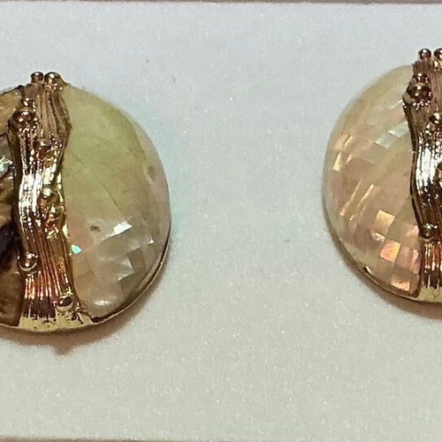Vintage oval clip-on earrings 80's, like new, gold tone