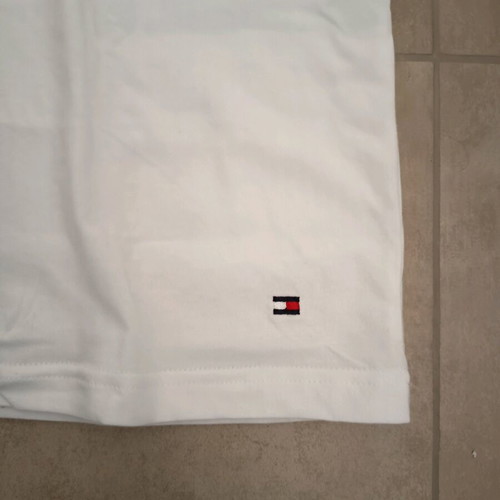 Tommy Hilfiger T Shirt new, men's size large, white