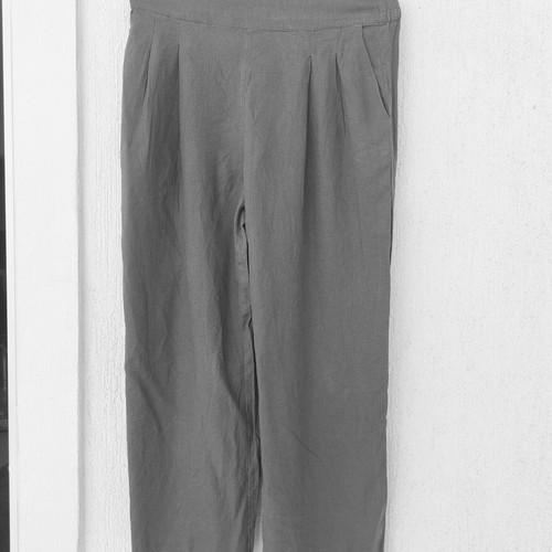 Gray linen pants, small size