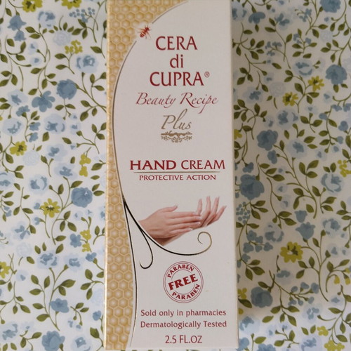 Avène D-Pigment Face Cream with Cera di Cupra Hand Cream Gift