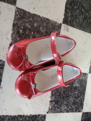 Παπούτσια παιδικά μπαλαρίνες μεταχειρισμένα, νούμερο 23, κόκκινα