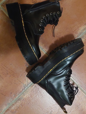 Dr Martens Jadon unisex boots like new, black, size 37
