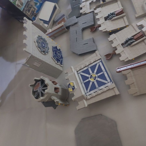Playmobil Novelmore Fortress used, for 8 years old