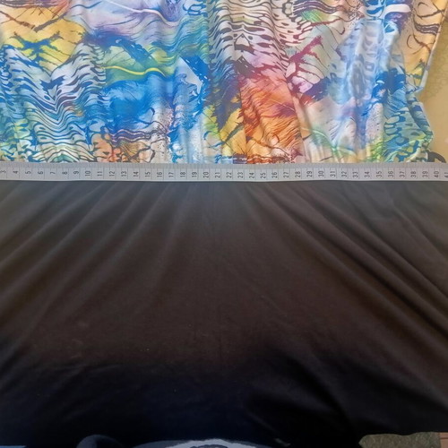 One-piece jumpsuit like new, size XL-XXL, black and multicolor