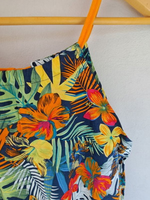 Tropical Floral Jumpsuit like new, colorful, size 164 cm for 14 years