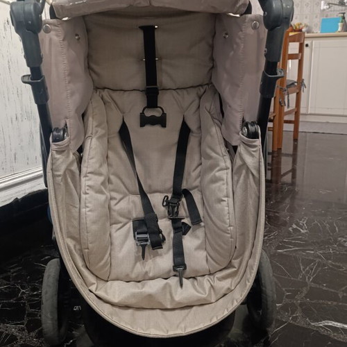 Cam 3-in-1 stroller like new with adjustable seat and car seat