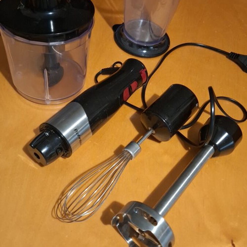 Rohnson R-579 Hand Blender like new, 700w, 3 attachments