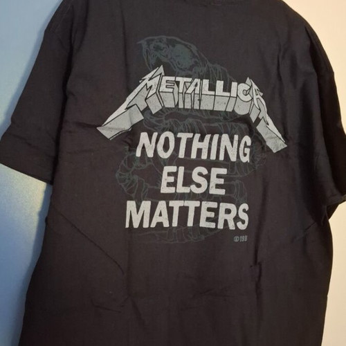 Metallica licensed T-shirt, Gildan, size L, black