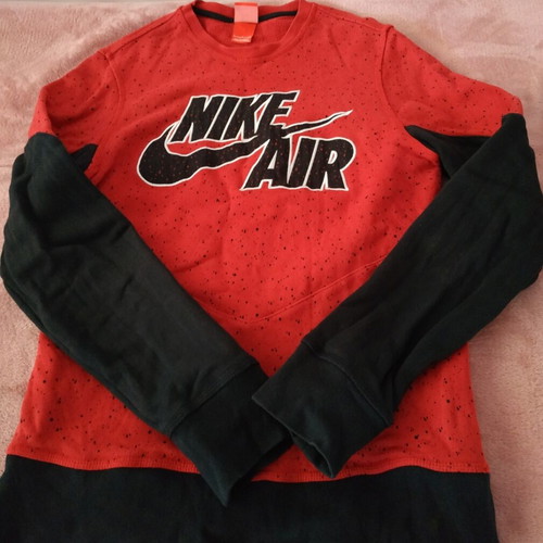 Nike men's long-sleeve shirt used, size Small, black-red