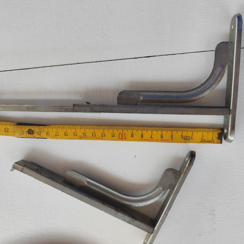 Extendable metal shelf brackets, 4 pieces, two sizes