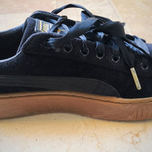 Puma Platform velvet black shoes used size 40