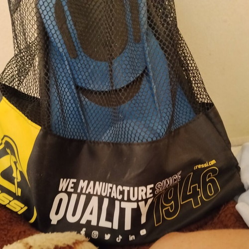 Fins in good condition