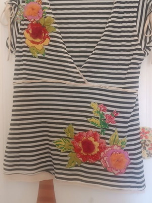 Derhy striped women's top with floral embroidery, size M