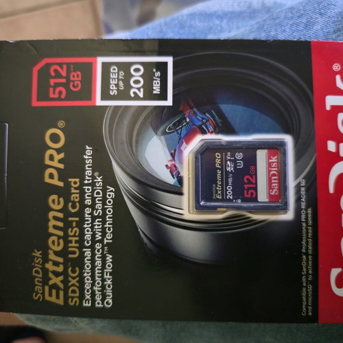Sandisk Extreme Pro 512Gb SD card sealed never used