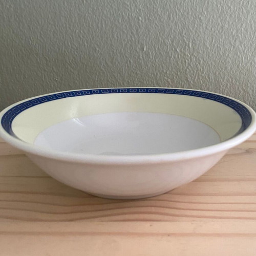 Finesse dinnerware set used, 6 pieces