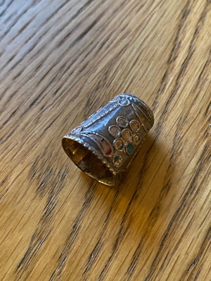 Silver thimble used