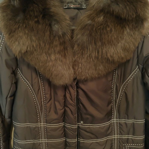 Raxevsky women's long jacket like new, grey taupe