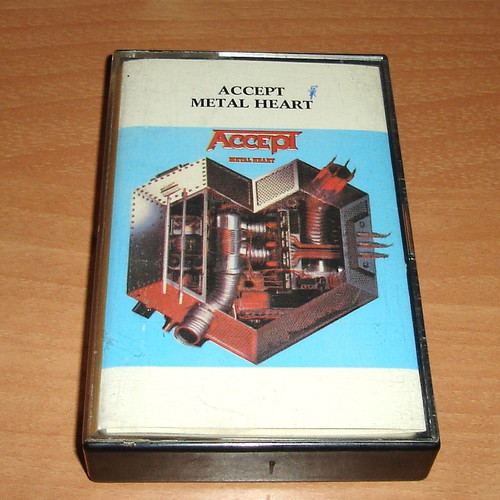 Accept Metal Heart cassette used, metal