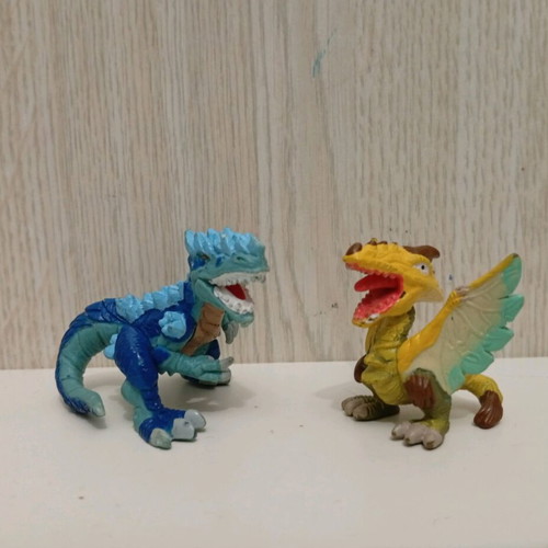 Dinofroz Figures Set Dinosaur Tyrannosaurus T-Rex and Pterodactyl used