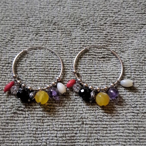 Silver earrings with semiprecious stones like new, 3.5cm diameter