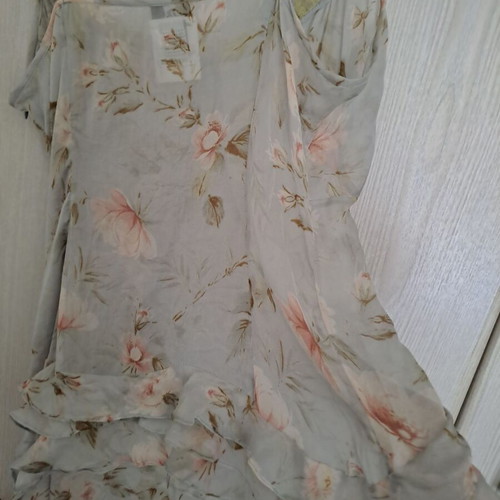 Dolce & Gabbana dress in pastel colors, silk like new
