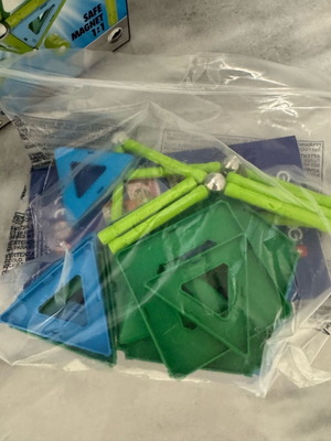 Geomag set like new