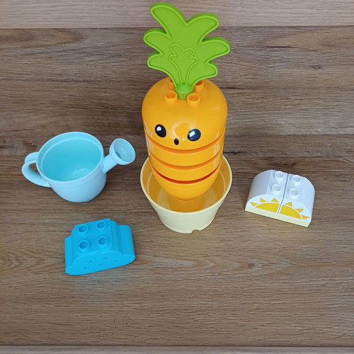 Lego Duplo Growing Carrot like new, 11 pieces for 1.5+ years