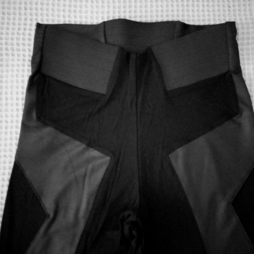 Women's black leggings XS new with vinyl patterns