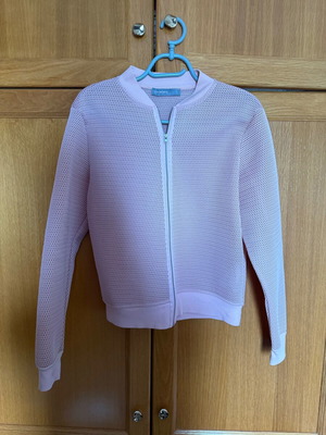 Pink sports jacket new, size L