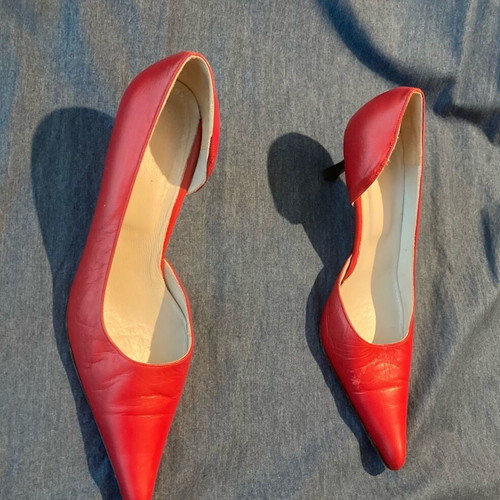 Red leather pumps no 41 slightly used, 6 cm heel