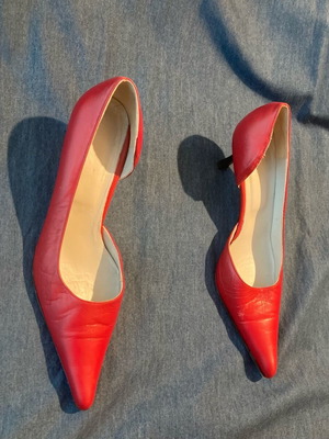 Red leather pumps no 41 slightly used, 6 cm heel