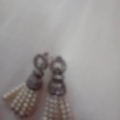 Earrings GC Accessories new, silver and pearl, stud stainless steel
