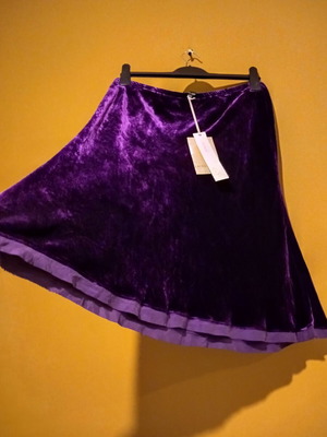 Laura Ashley purple skirt UK 14, viscose and silk