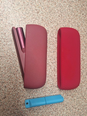 IQOS ILUMA Sunset Red σαν καινούργιο με θήκη Claret Red και Remover