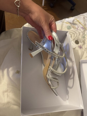 Migato bridal collection silver platform sandals size 37 like new