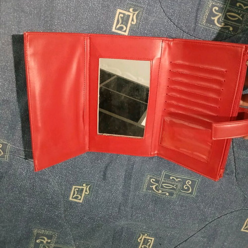 Wallets like new, set of 2, blue and red with mirror