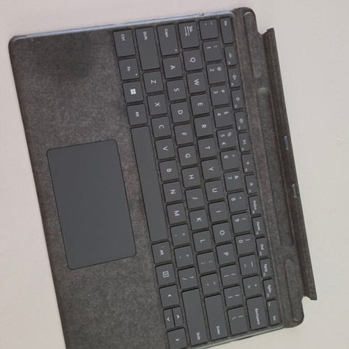 Surface Pro Signature Keyboard with Slim Pen Storage, black Alcantara